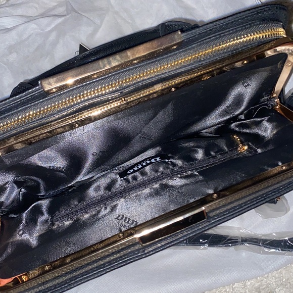 Crossbody Handbag - Picture 8 of 12